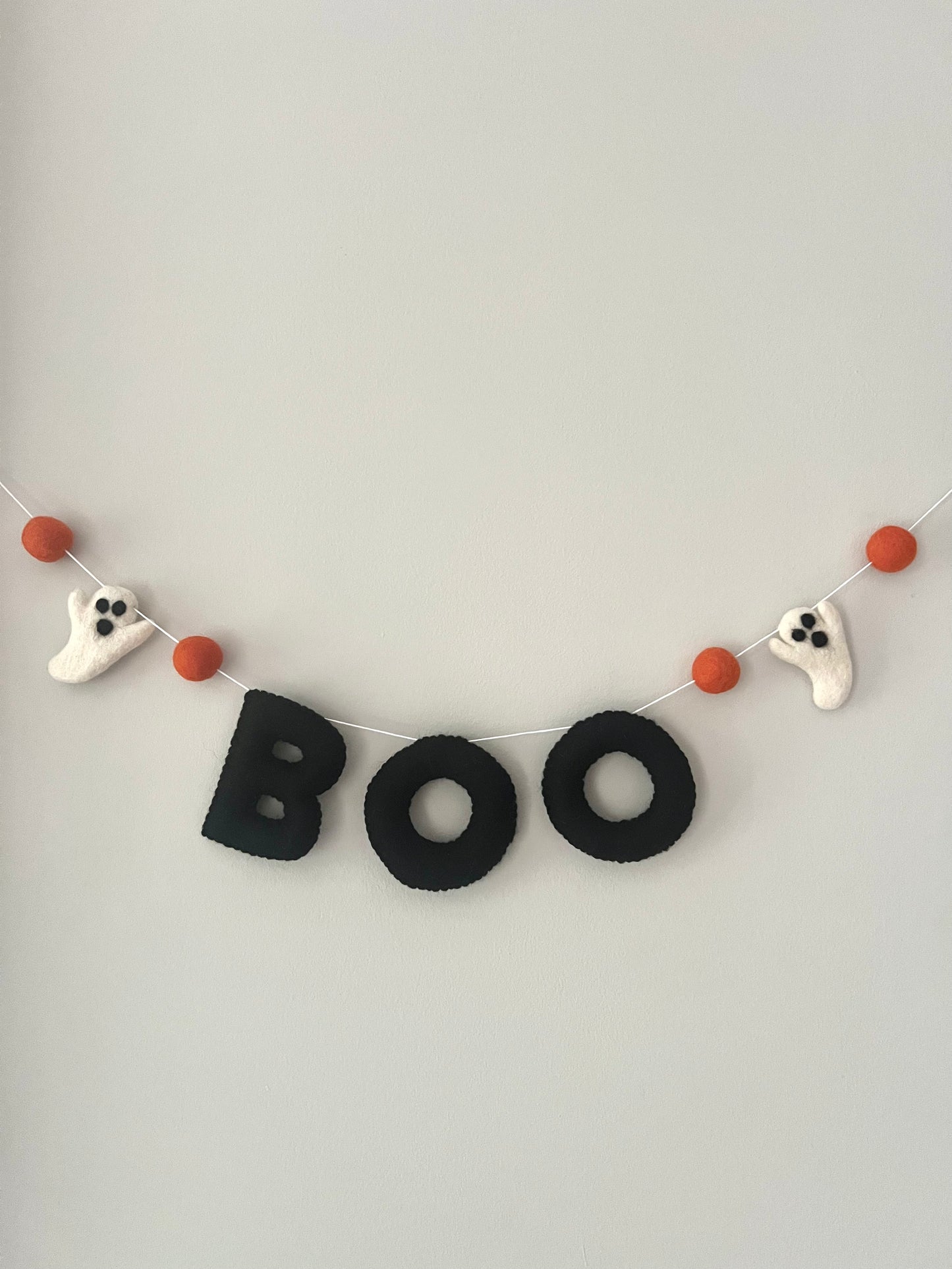 Boo garland