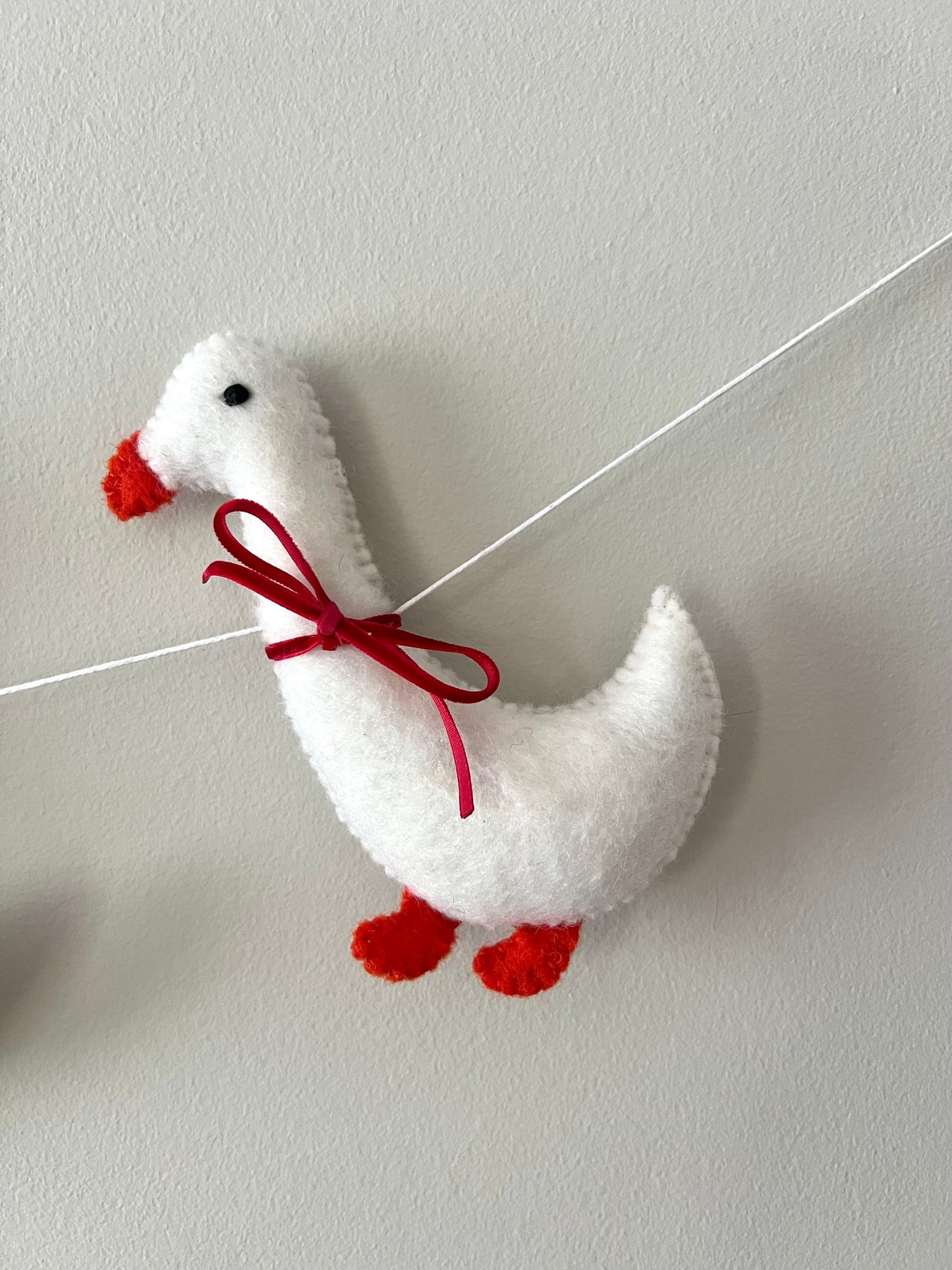 Goose garland