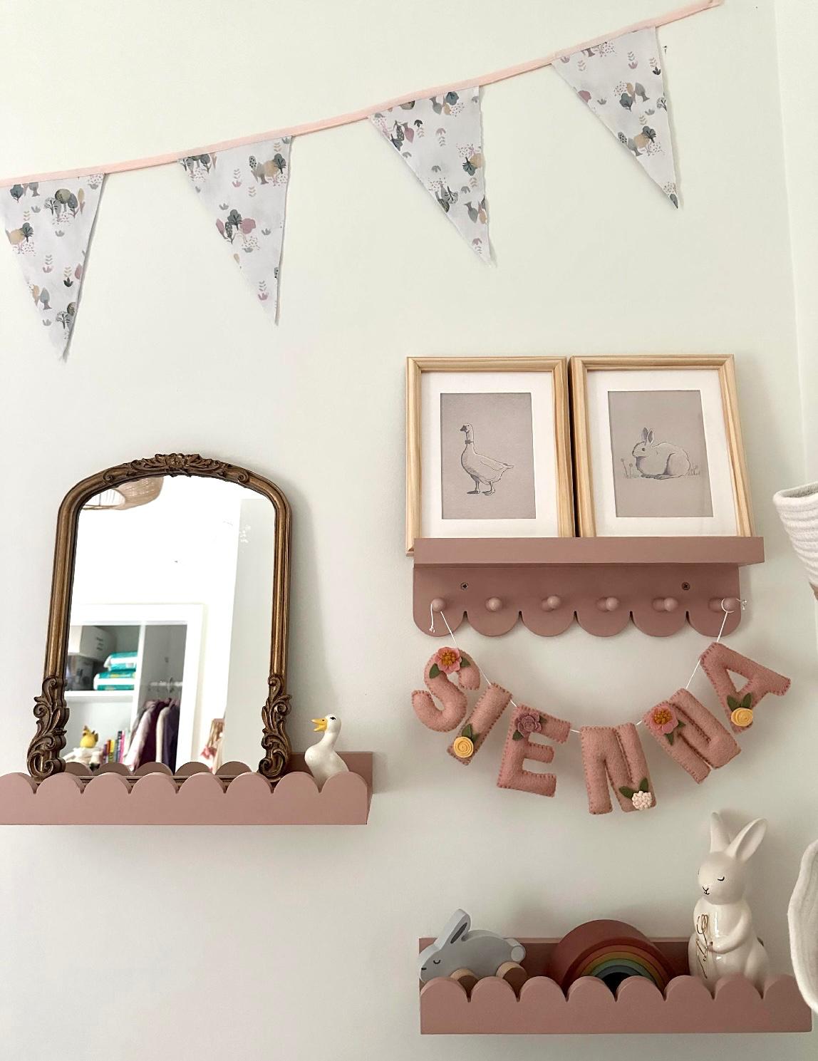 Floral name garland
