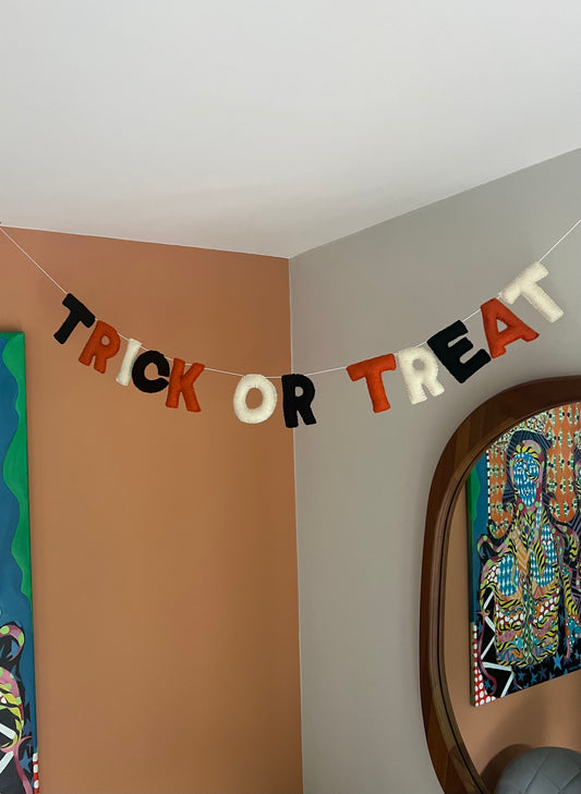 Trick or Treat garland