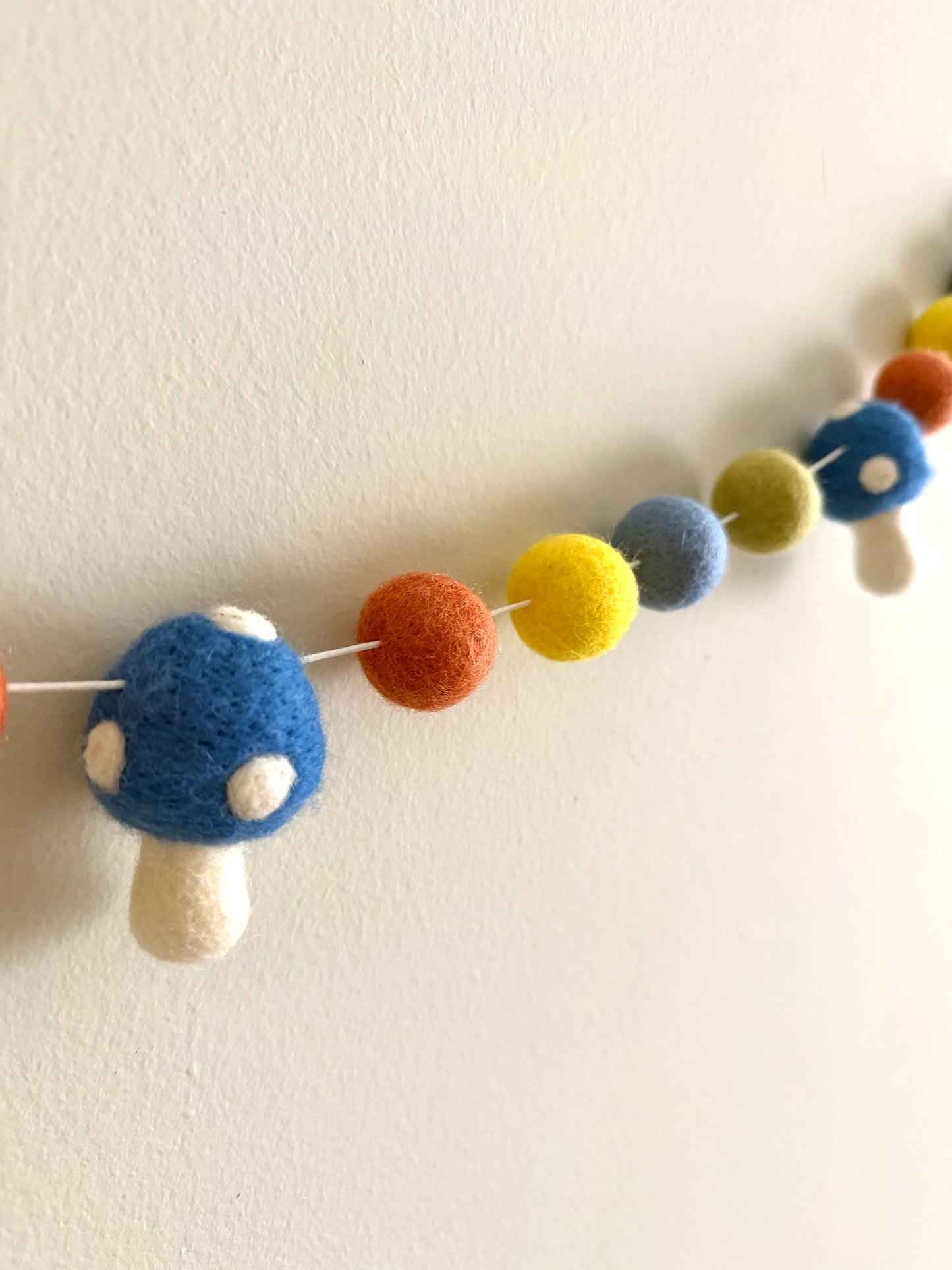 Cheerful Felt Balls And Mushrooms Garland