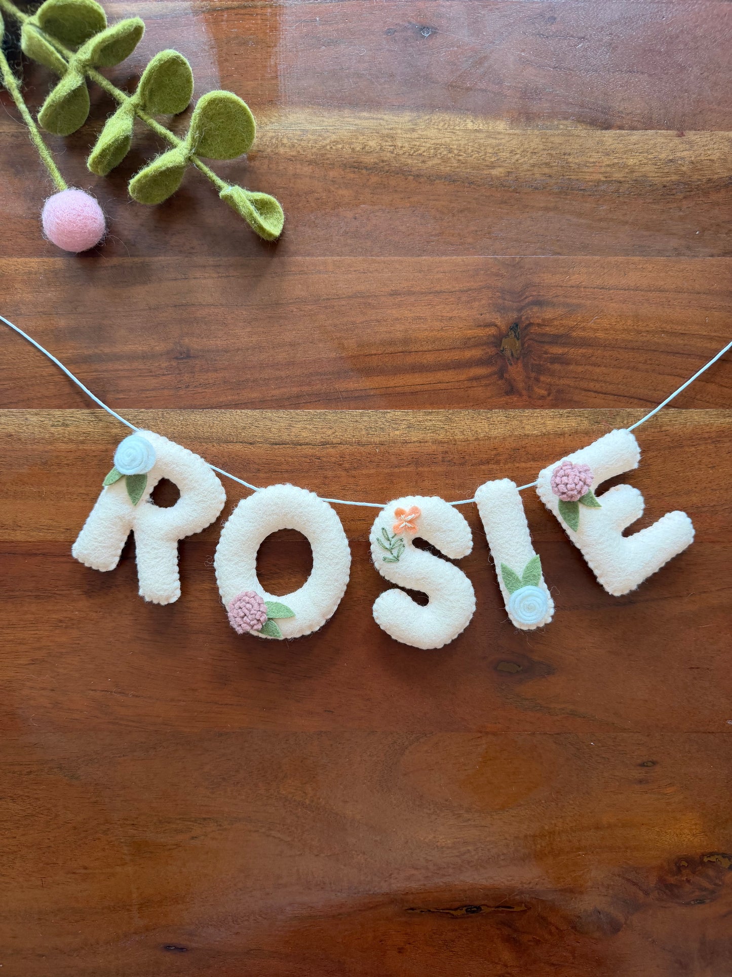 Dainty floral garland