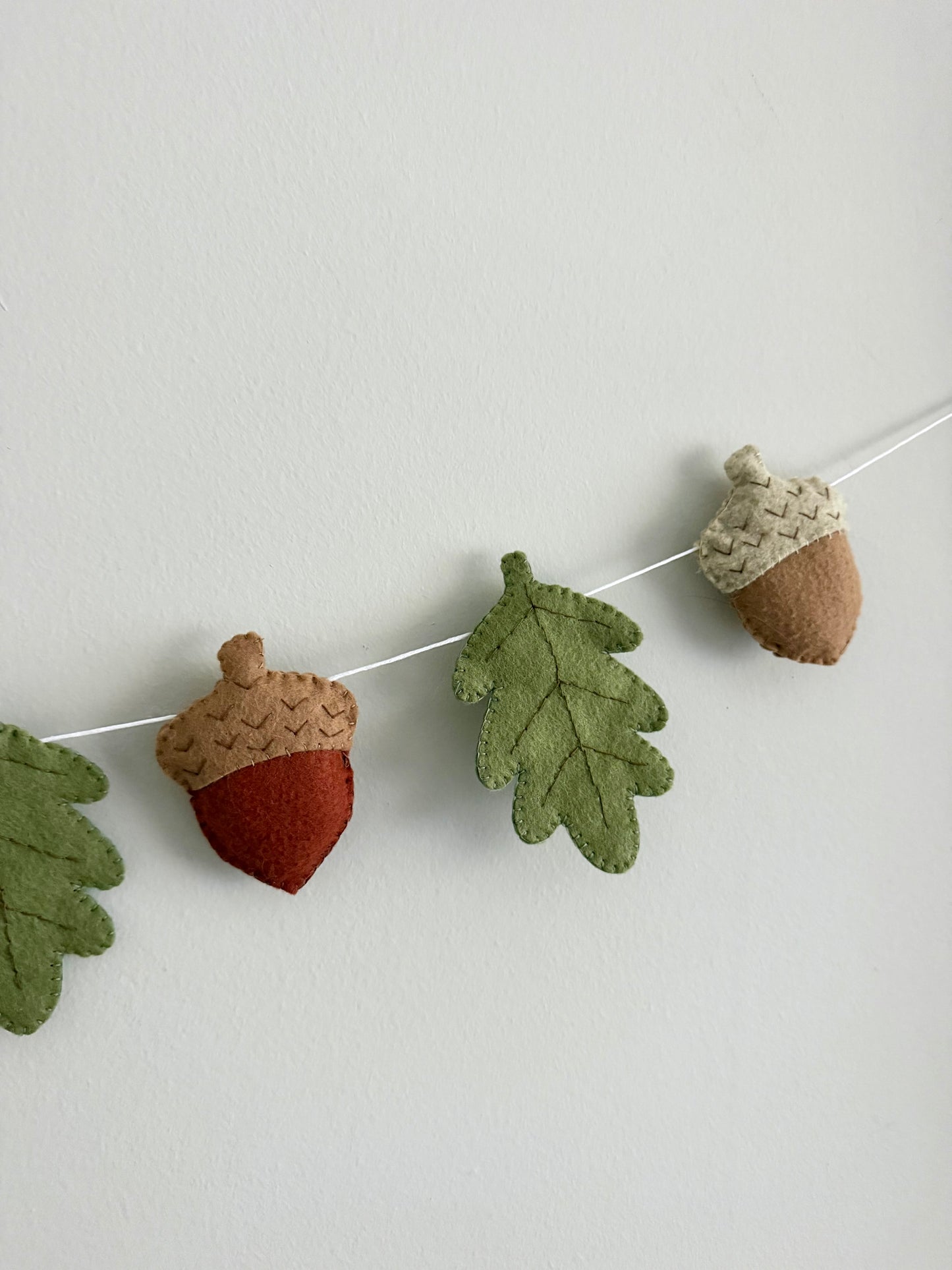 Acorns and Oaks felt garland